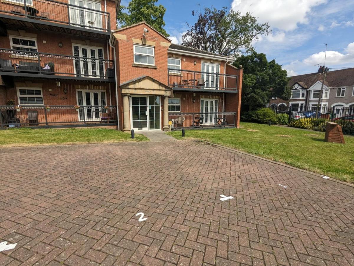 Stylish Modern Apartment, Free Secure Parking Allesley Bagian luar foto